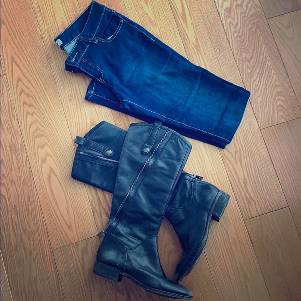 COPY - Boots western in style